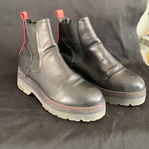 Mia Cayson Chelsea Boots, Black Red Stripe Booties